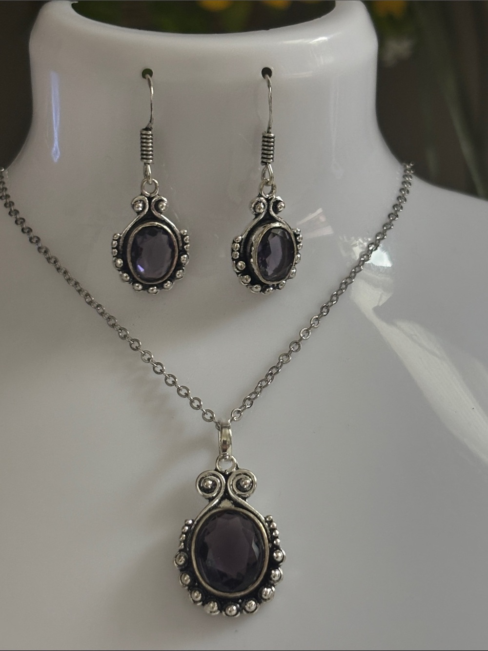 Amethyst Gemstone Pendant Necklace & Earrings Set - Picture 2 of 8